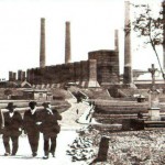 Elektrownia został wybudowana w 1898 roku, miała wtedy moc 0,84 MW. W 1902 r. zainstalowano 2 największe generatory z produkowanych wówczas w Europie - maszyny parowo tłokowe, które napędzały generatory o mocy 2,5 MW kazdy. Obecnie najstarsza elektrownia na ziemiach polskich została zlikwidowana.